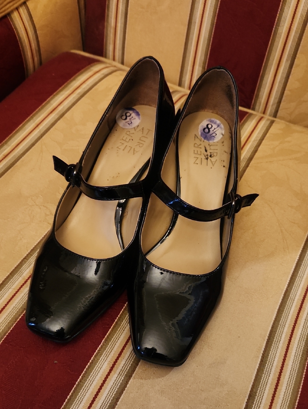 Naturalizer Black Patent Mary Jane Heels